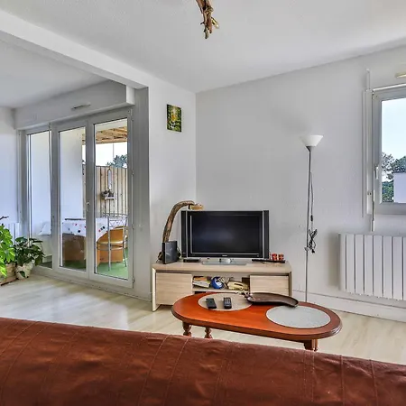 Apartment Avec Piscine - 5 Pers. - Fr-1-877-16 *